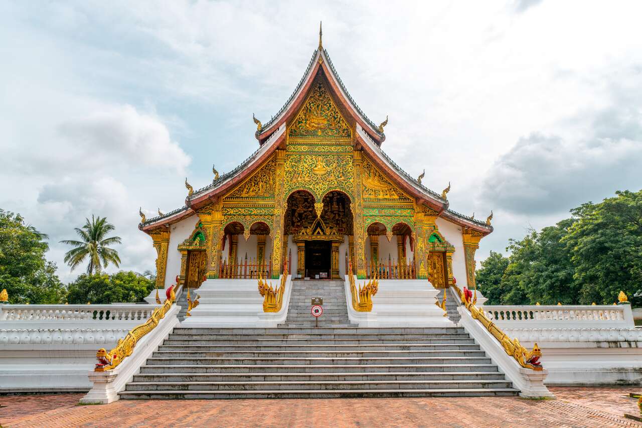 Experience Laos’ heritage with visa-prepared tours